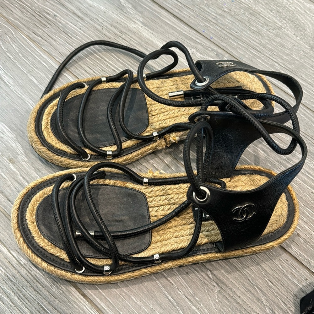 Chanel black sandals size 37